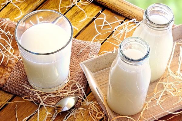 Чем полезно молоко при молочнице